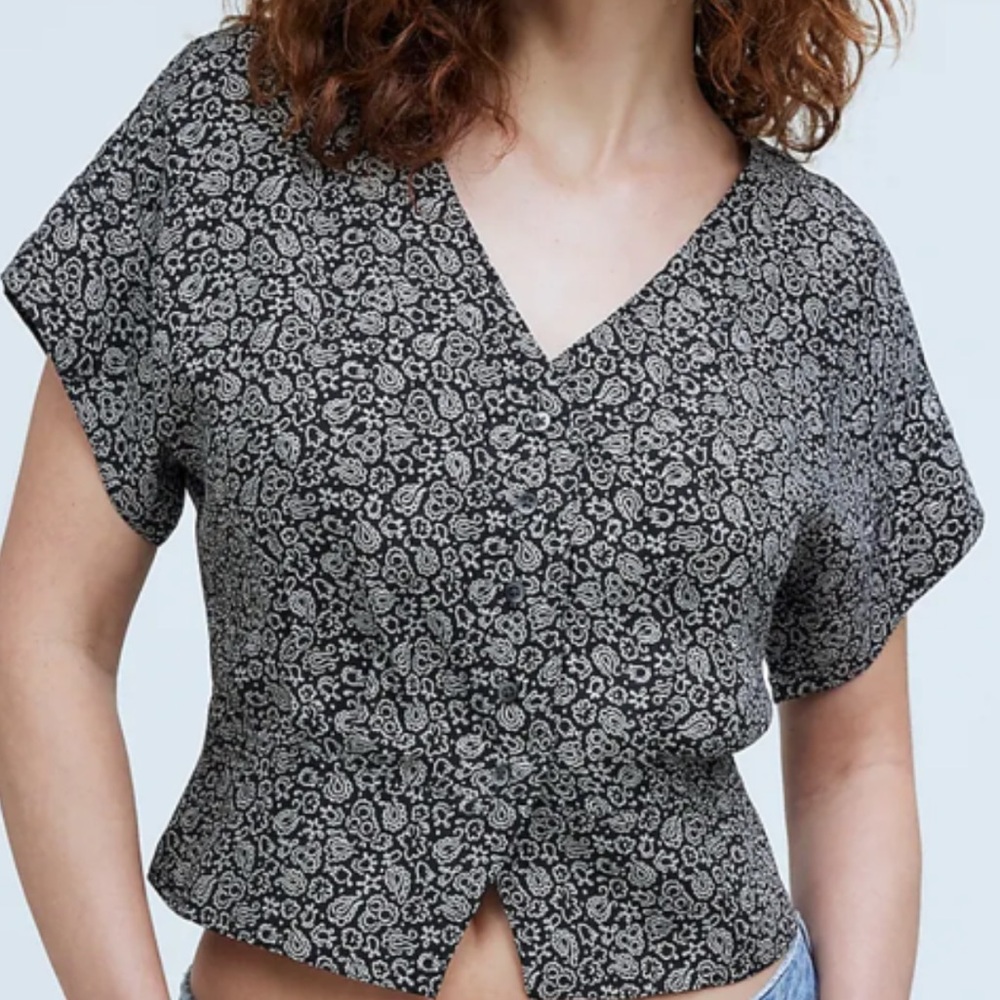 pleated short sleeve top in floral paisley cupro Madewell s button blouse